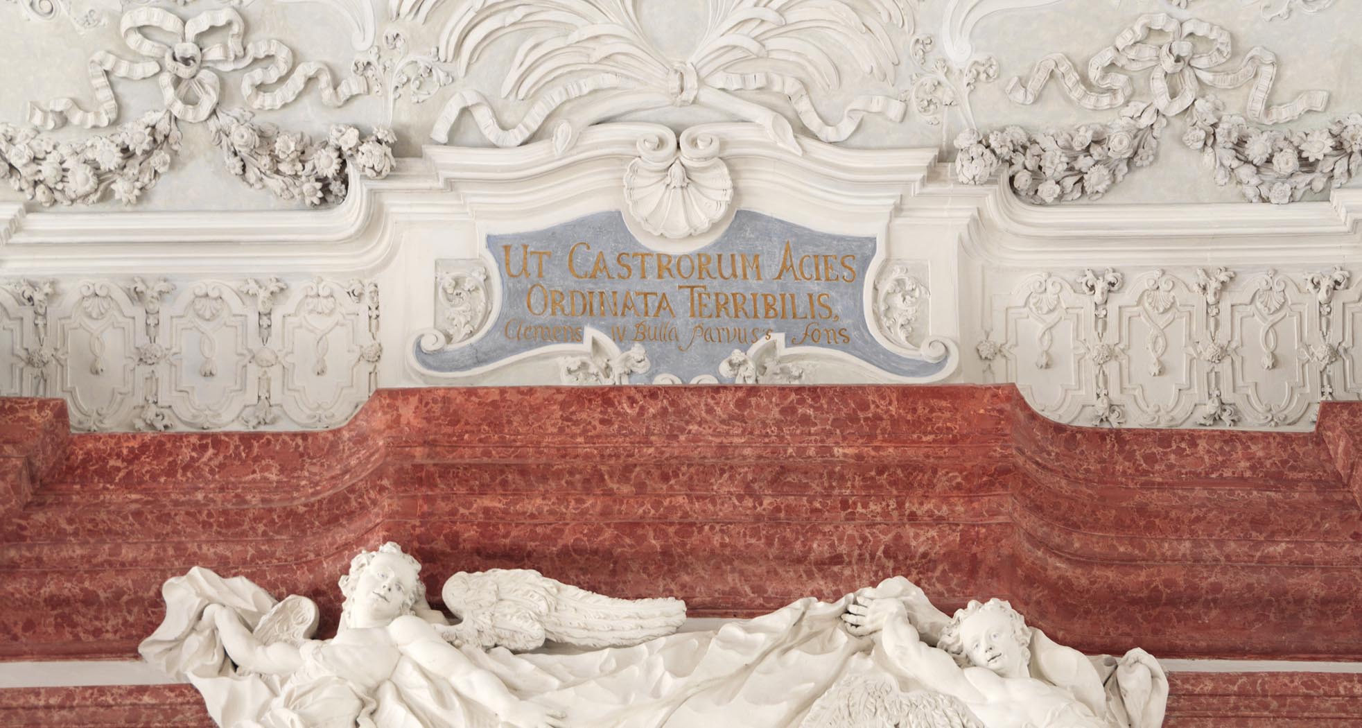 Startseite 7 Stuckmarmor